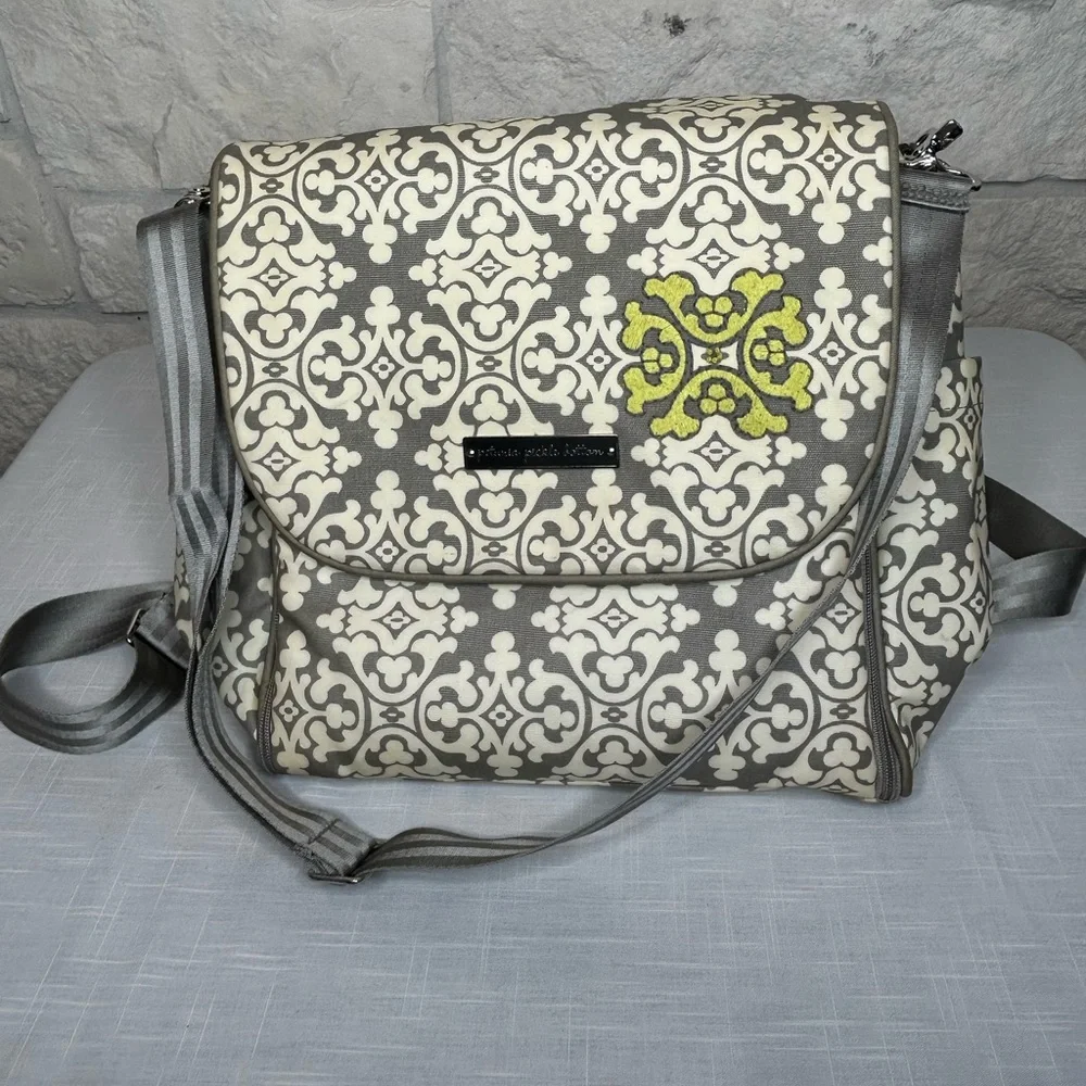 Petunia Pickle bottom Boxy Backpack Diaper Bag Breakfast in Berkshire Large